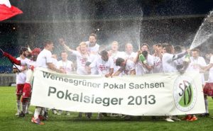 Der Sekt, er möge fließen in Strömen - RB Leipzig feiert den Sachsenpokal-Sieg | GEPA-Pictures - Sven Sonntag