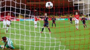 Die Entscheidung im Spiel zwischen dem AS Monaco und RB Leipzig. | GEPA Pictures - Roger Petzsche