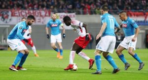 Im Netz des SSC Neapel verfingen sich die Spieler von RB Leipzig im Rückspiel 90 Minuten lang. | GEPA Pictures - Sven Sonntag